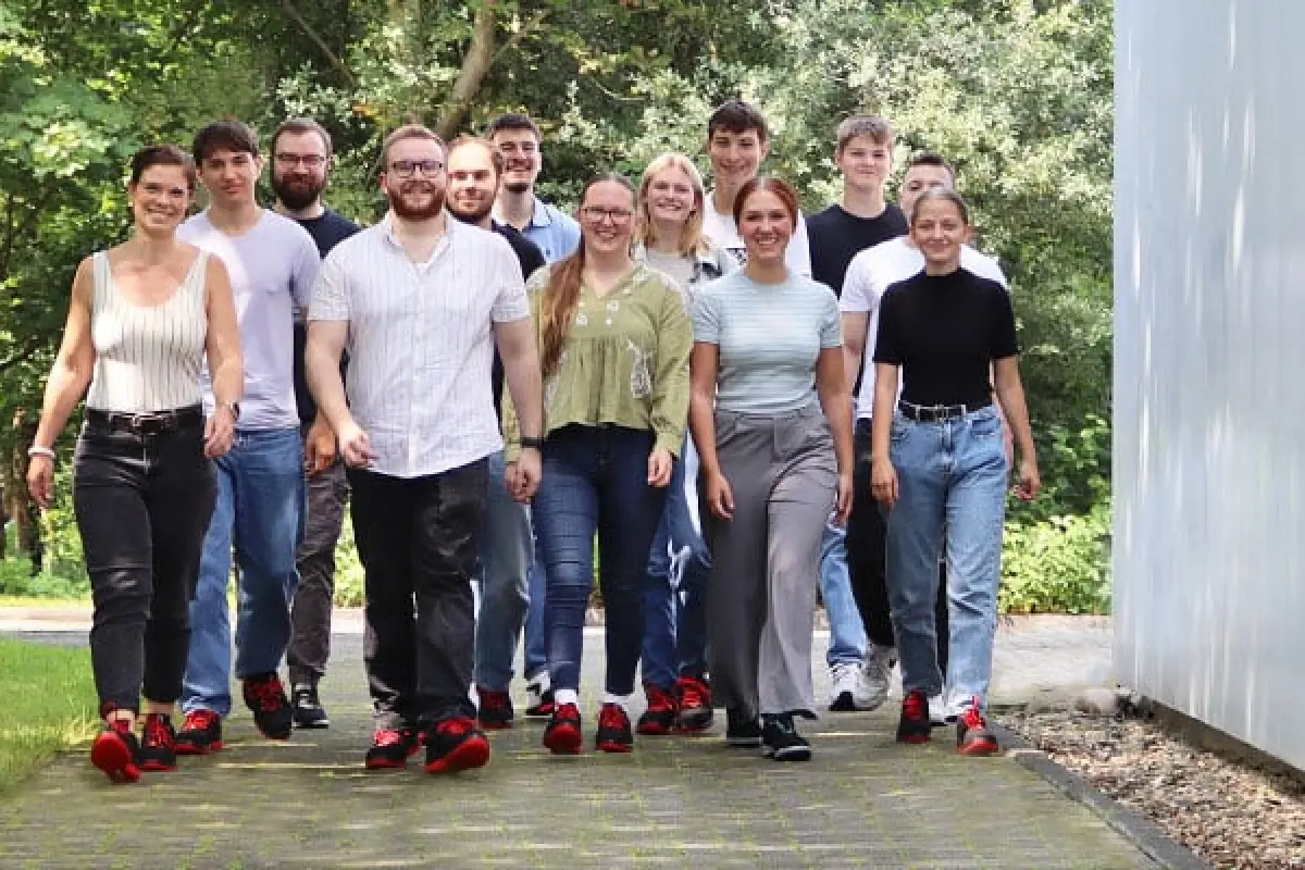 Bluhm Azubis 2024 Gruppenfoto