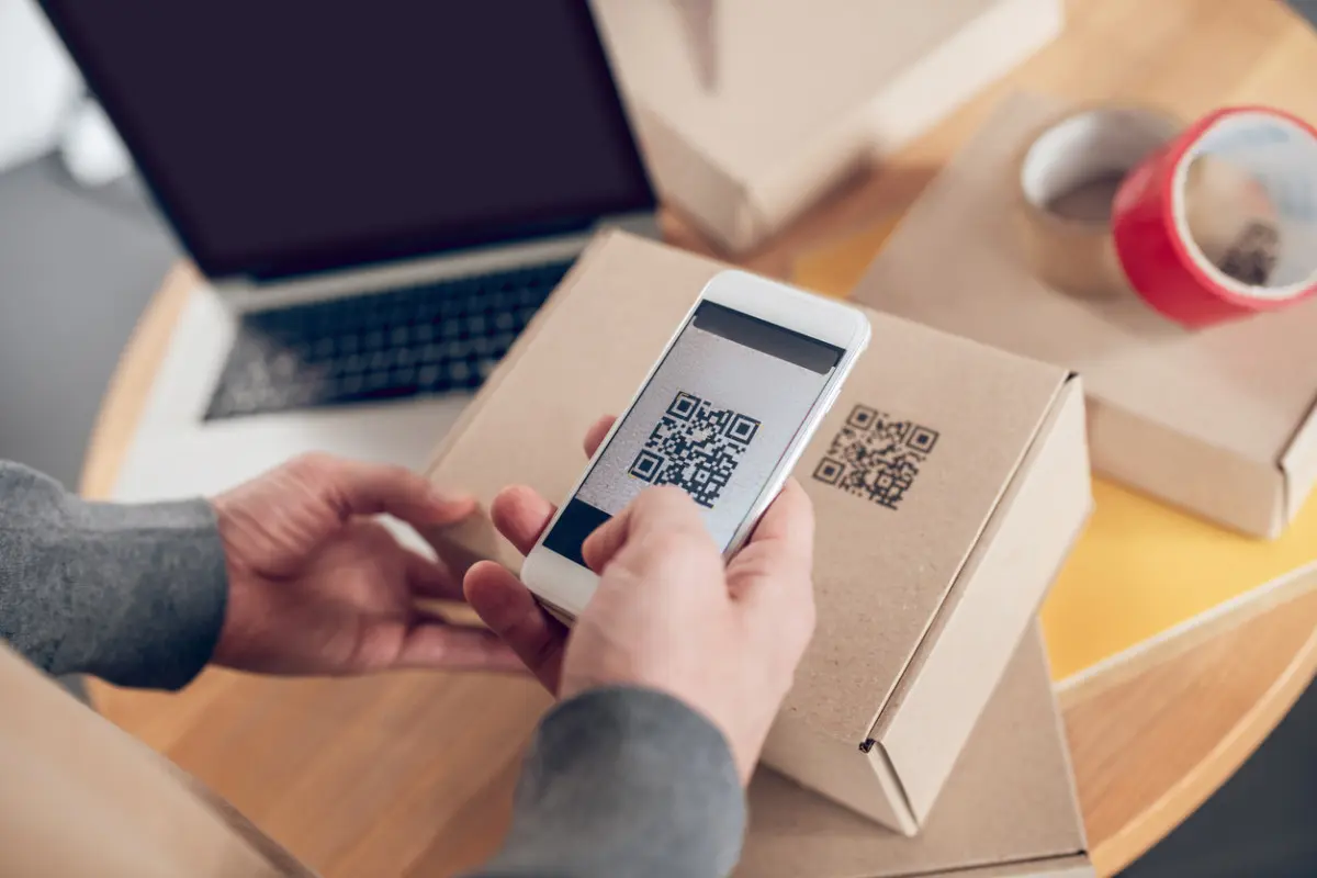 QR Code on carton package